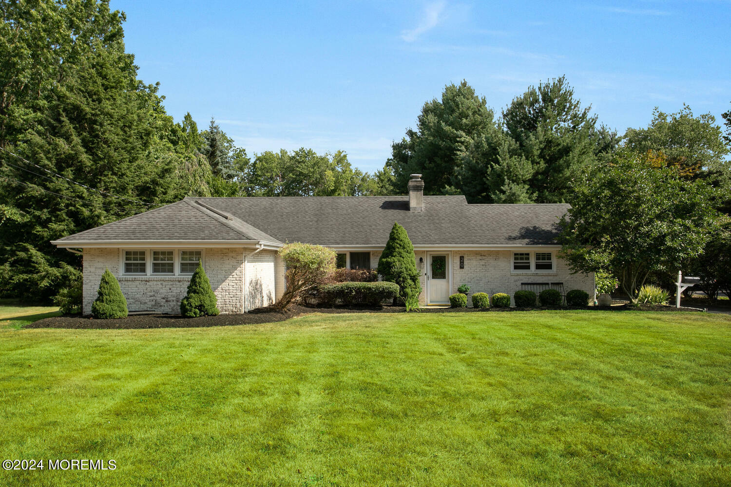 Property Photo:  20 Rutledge Drive  NJ 07701 