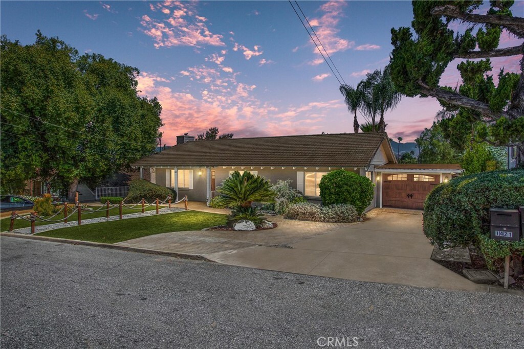 Property Photo: 1421 Pacific Street CA 92373