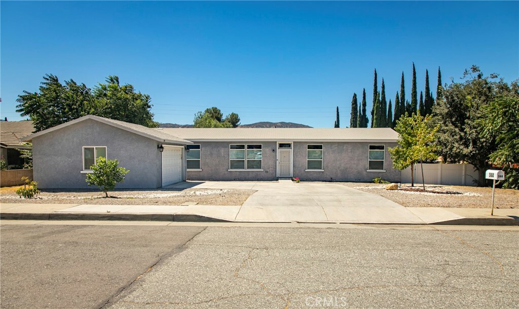 Property Photo:  344 Roosevelt Road  CA 92220 