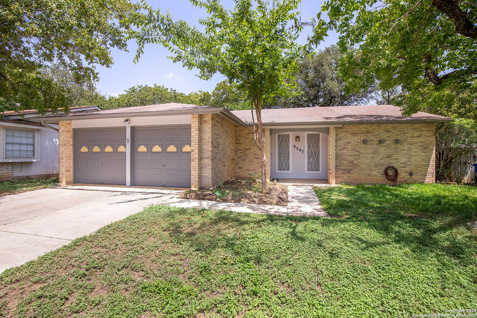 Property Photo:  9207 Cliff Haven Dr  TX 78250 