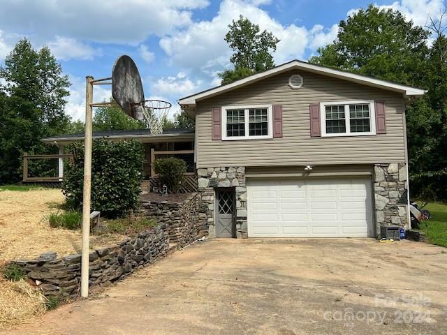 Property Photo:  2201 Tatertown Loop  NC 28761 