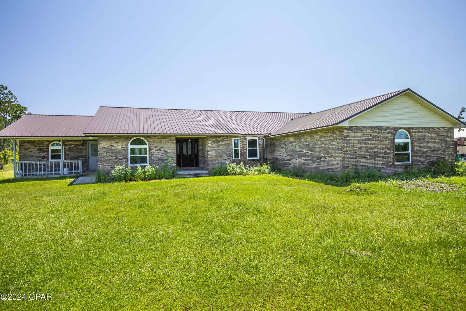 Property Photo:  935 Dogwood Way  FL 32404 