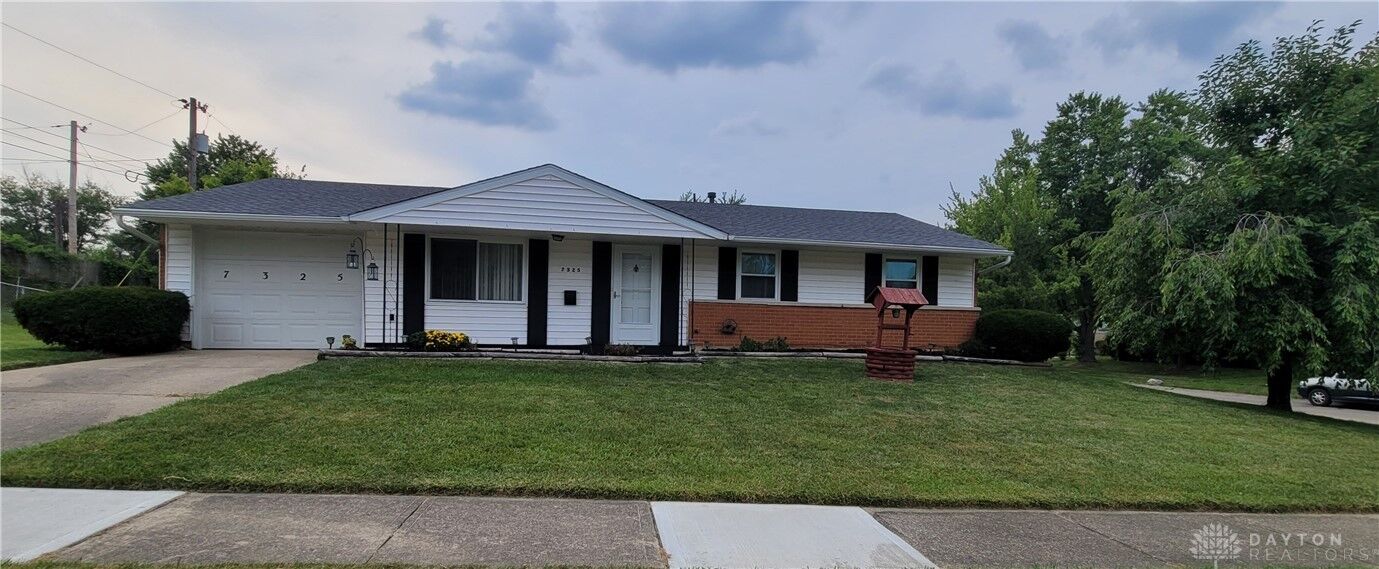 Property Photo: 7325 Montague Road OH 45424