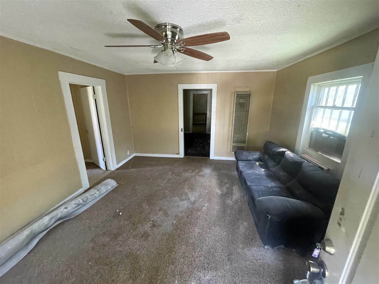 Property Photo:  1205 NW Bell Ave  OK 73501 