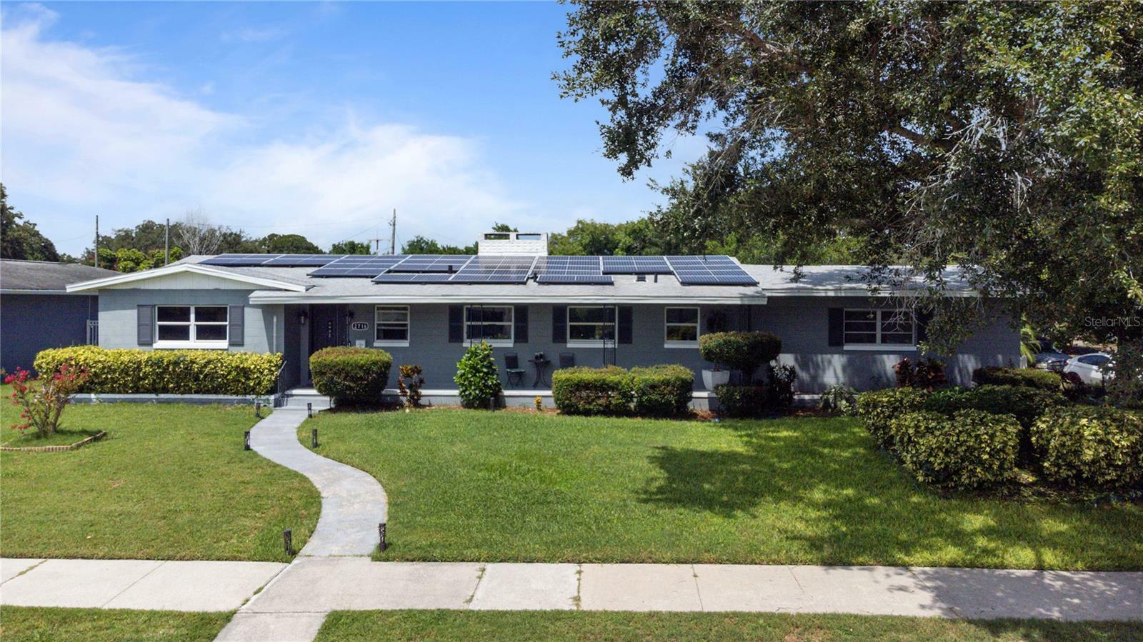 Property Photo:  2716 Ardsley Drive  FL 32804 