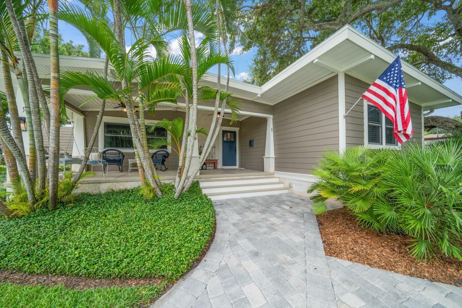 Property Photo:  1 Bluff View Drive  FL 33756 