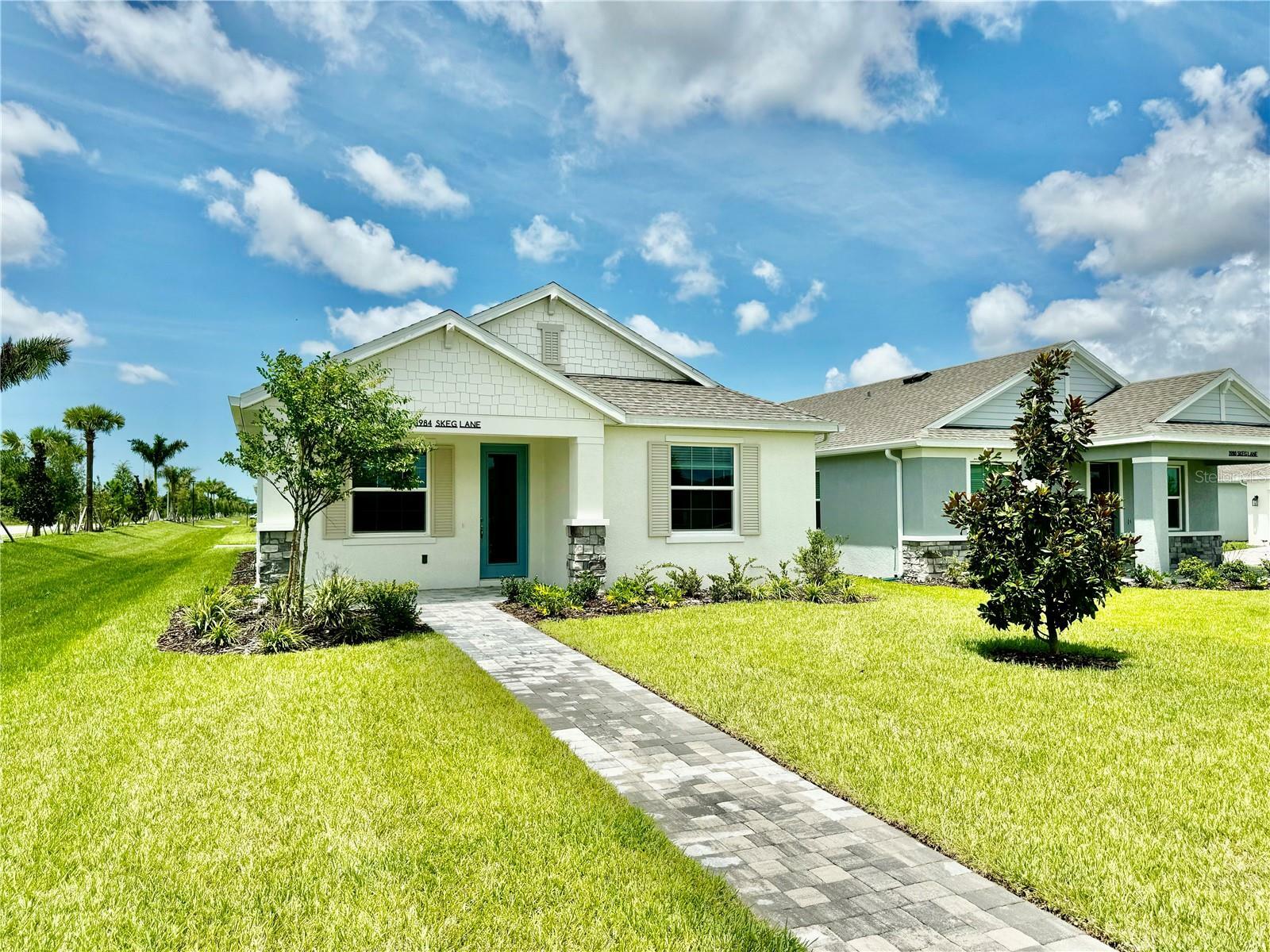 Property Photo:  1984 Skeg Lane  FL 34240 