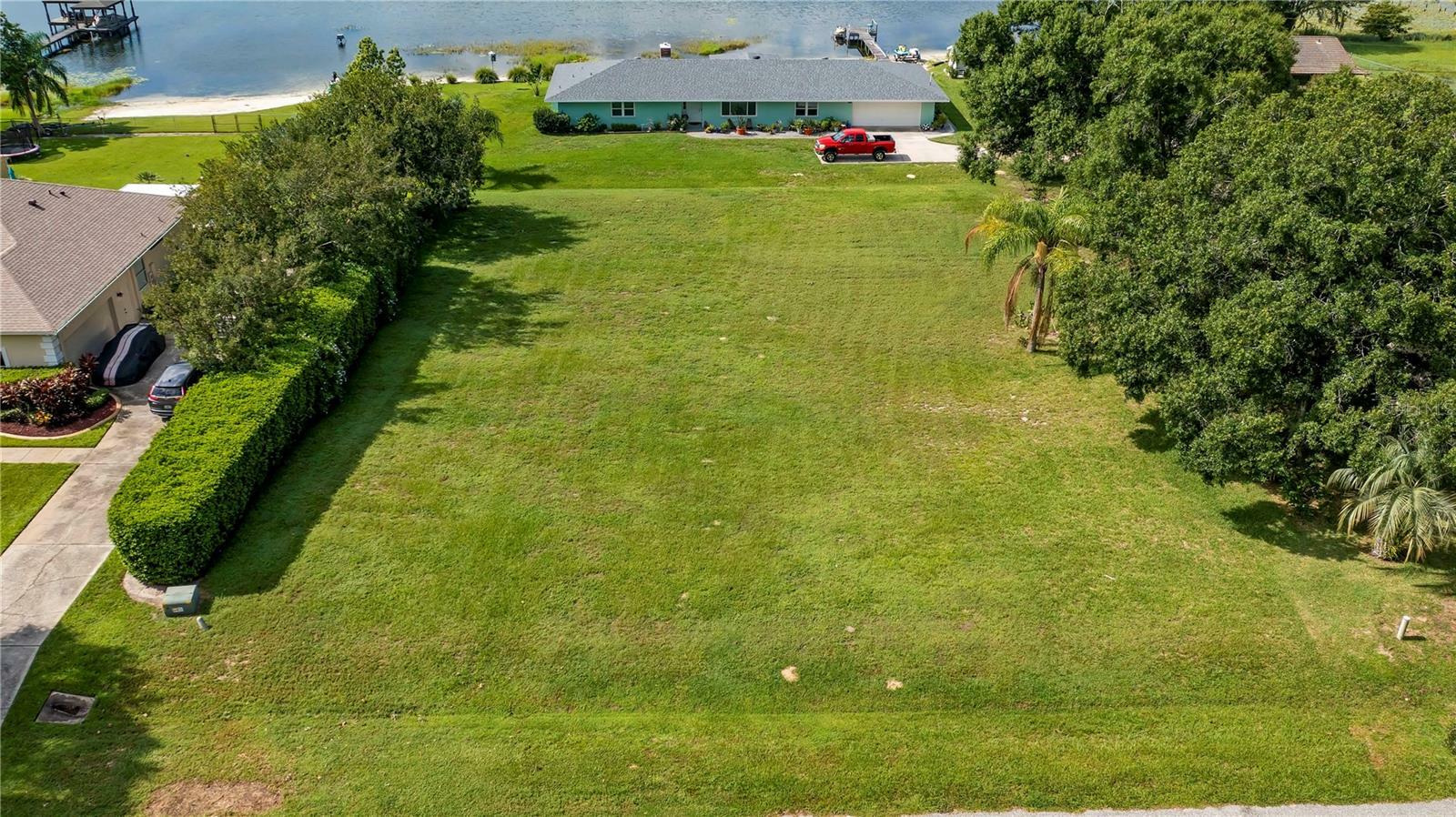 Property Photo:  Point Nellie Drive  FL 34711 