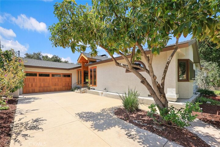 Property Photo:  365 Oakcliff Road  CA 91016 
