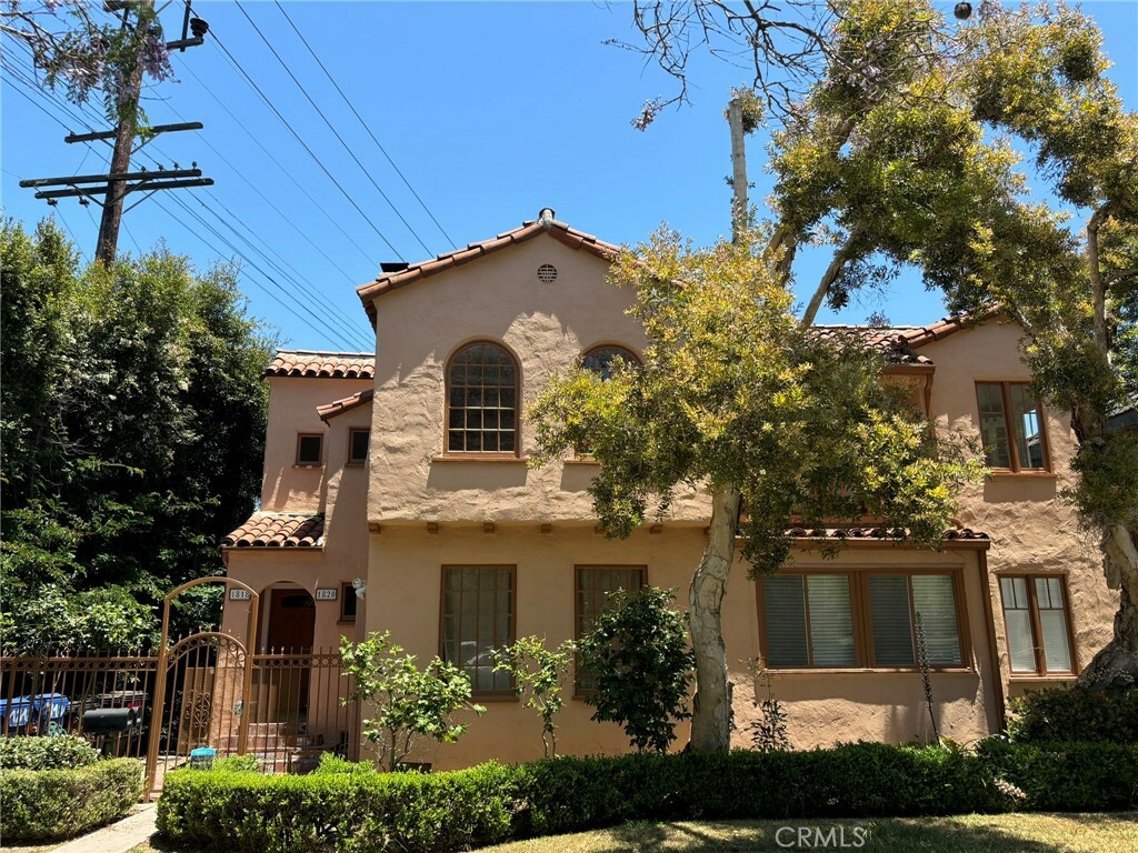 Property Photo:  1818 Midvale Avenue  CA 90025 