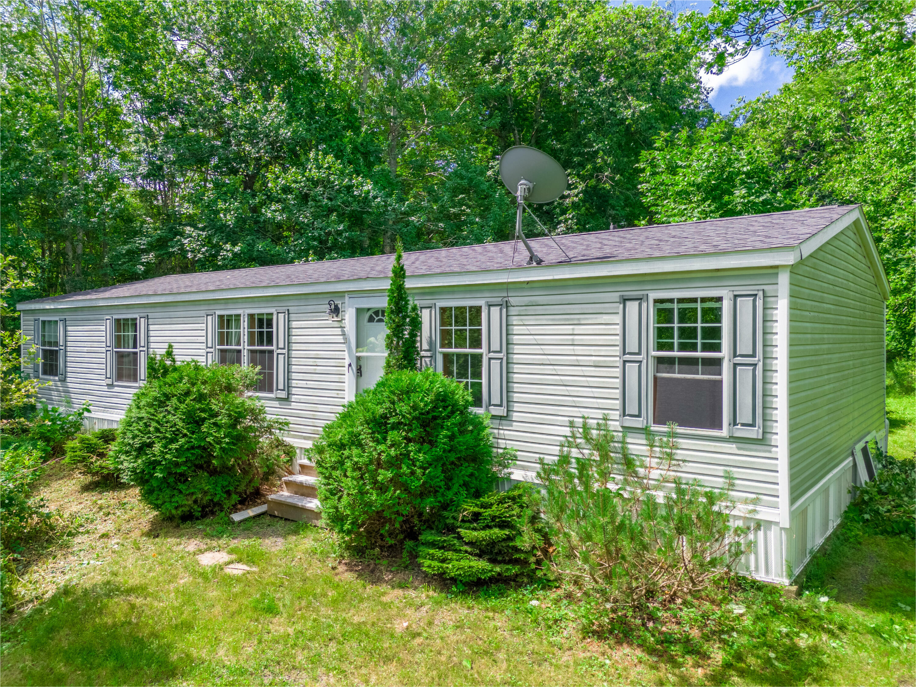 Property Photo:  118 Cobb Road  ME 04843 