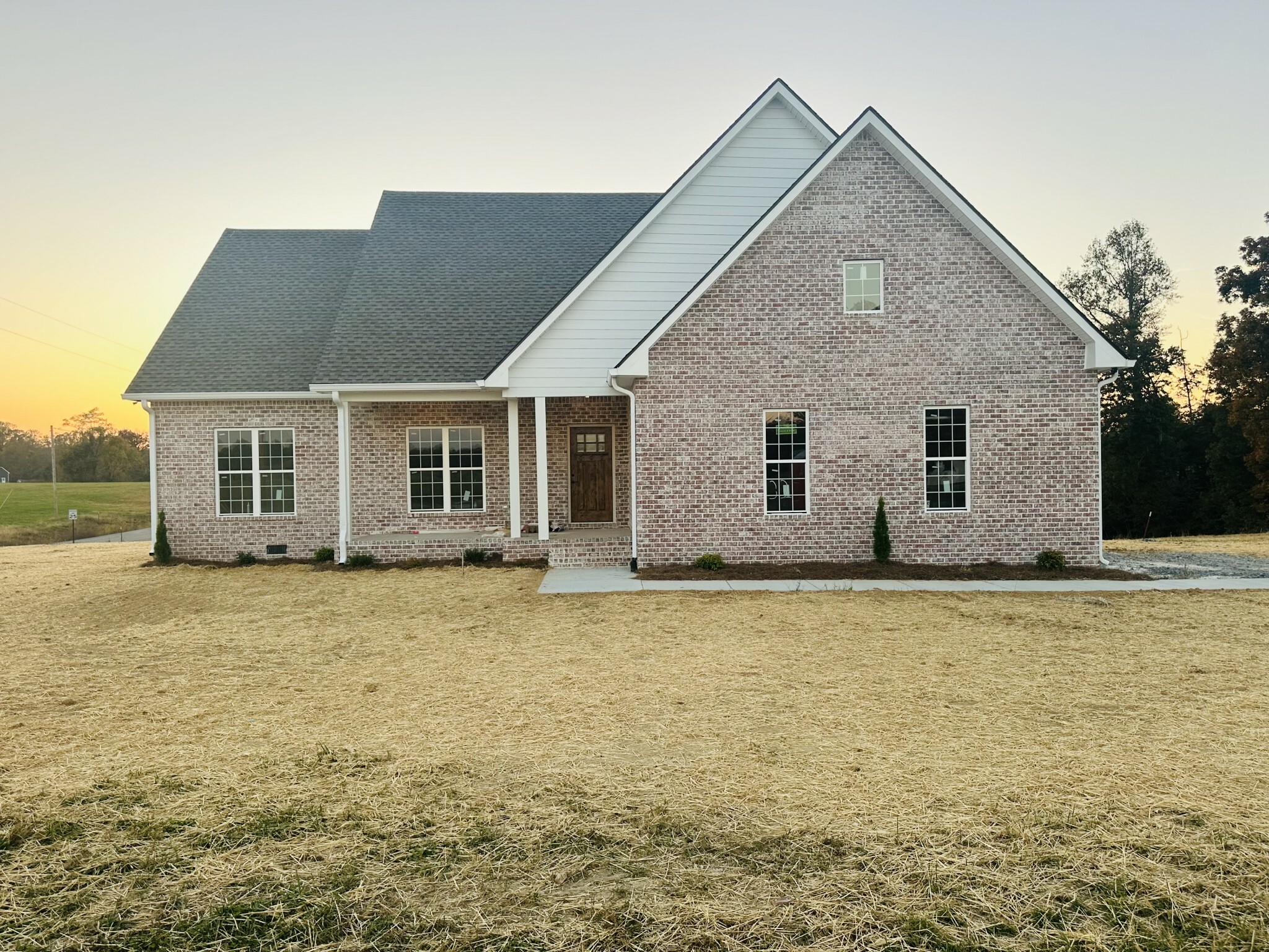 Property Photo:  331 Makinley Dr  TN 37083 