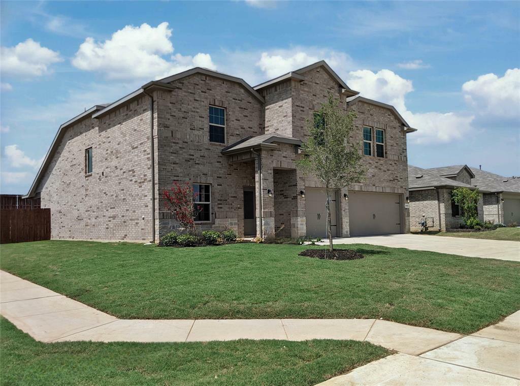 Property Photo:  1934 Cookes Lane  TX 76033 