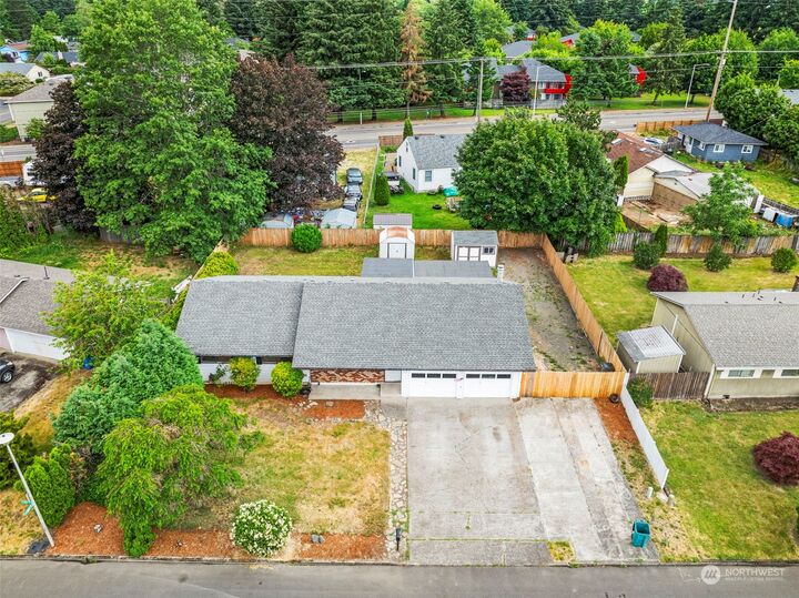 Property Photo:  10402 NE 25th Street  WA 98664 