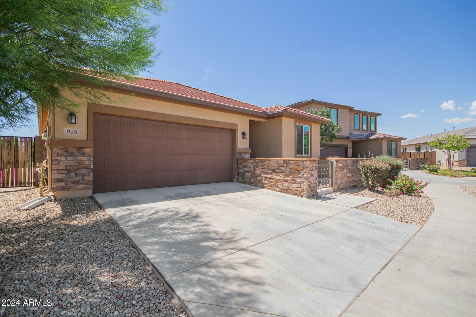 Property Photo:  926 S 176th Avenue  AZ 85338 