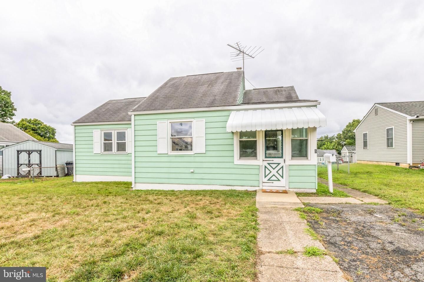 Property Photo:  8 Colgate Avenue  DE 19720 