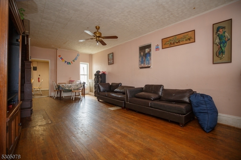 Property Photo:  521 Emory Ave  NJ 08611 