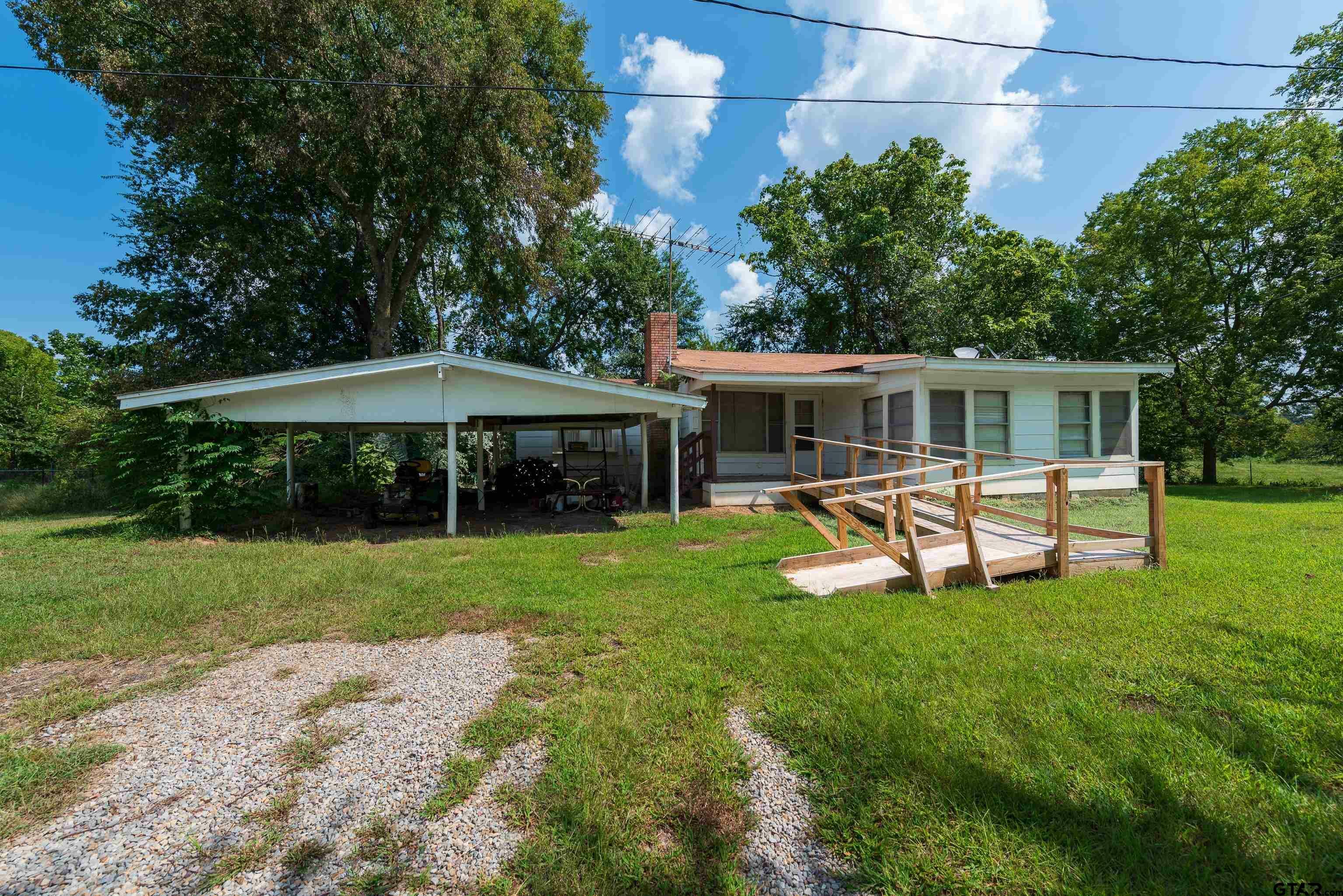 Property Photo:  2991 E Hwy 67  TX 75457 