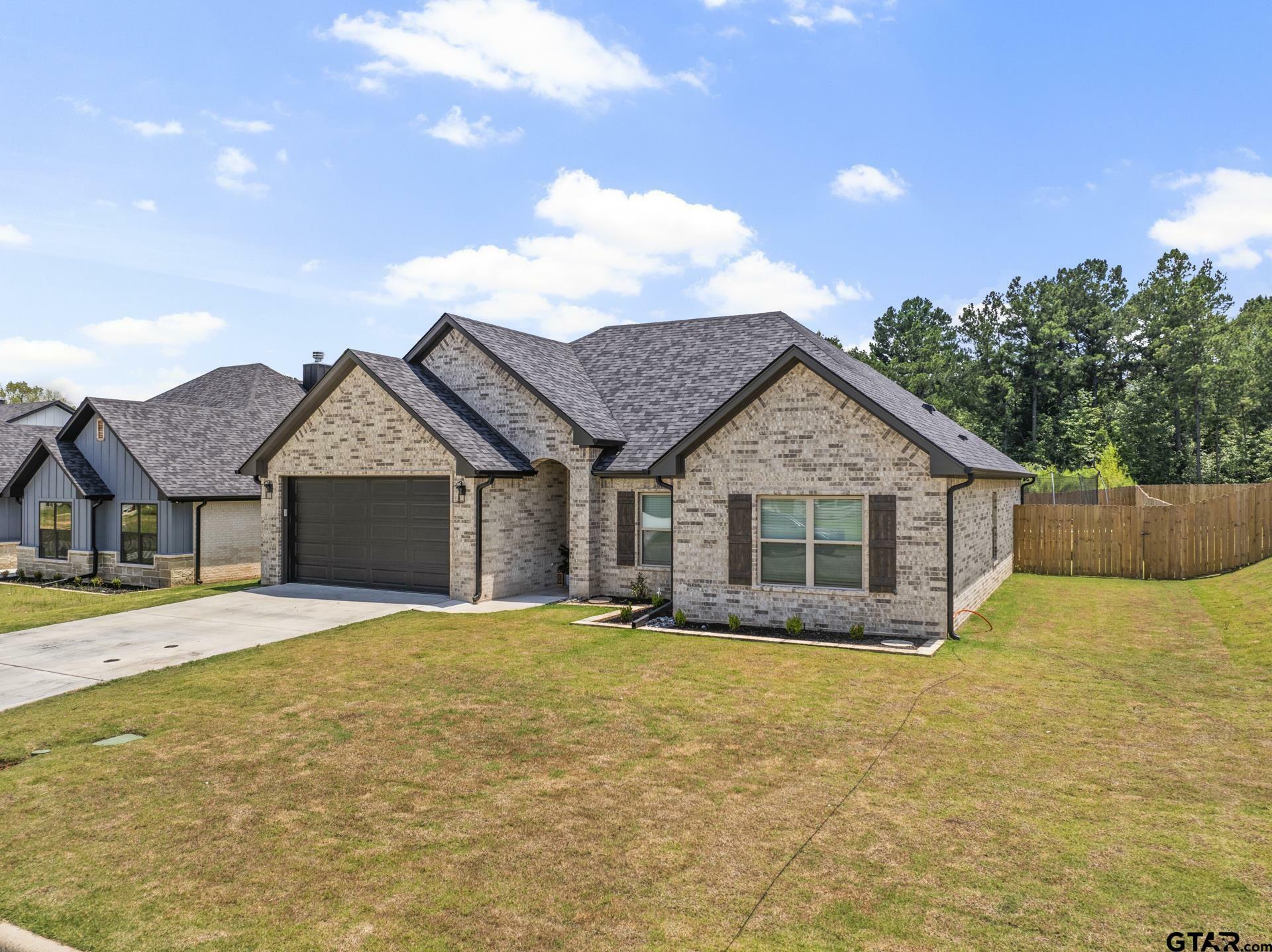 Property Photo:  122 Pintail Ln  TX 75650 