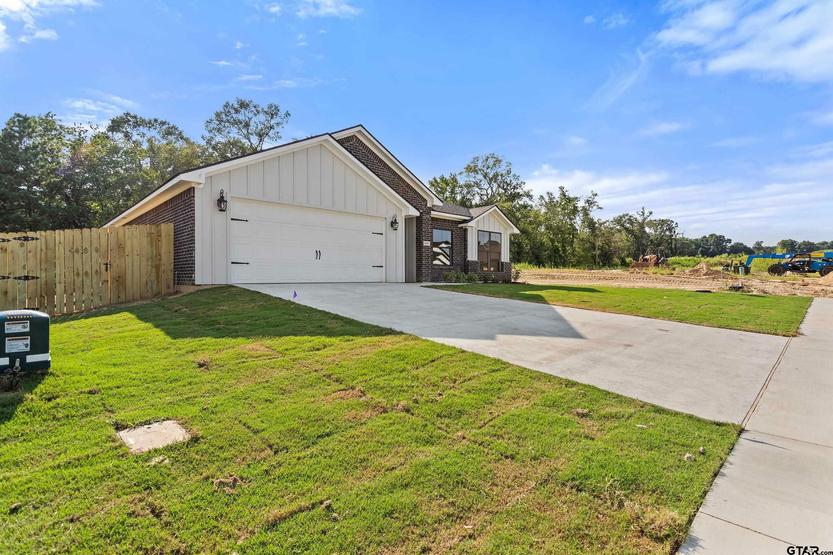 Property Photo:  16214 Crossing Circle  TX 75771 