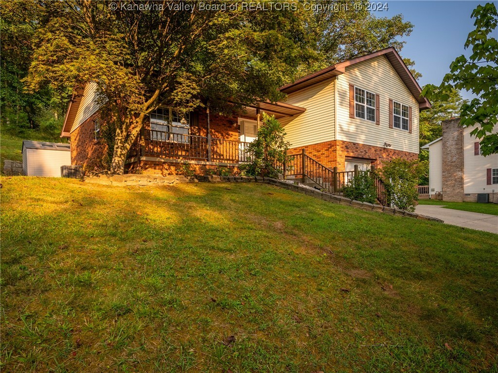 Property Photo:  11 Richland Drive  WV 25526 