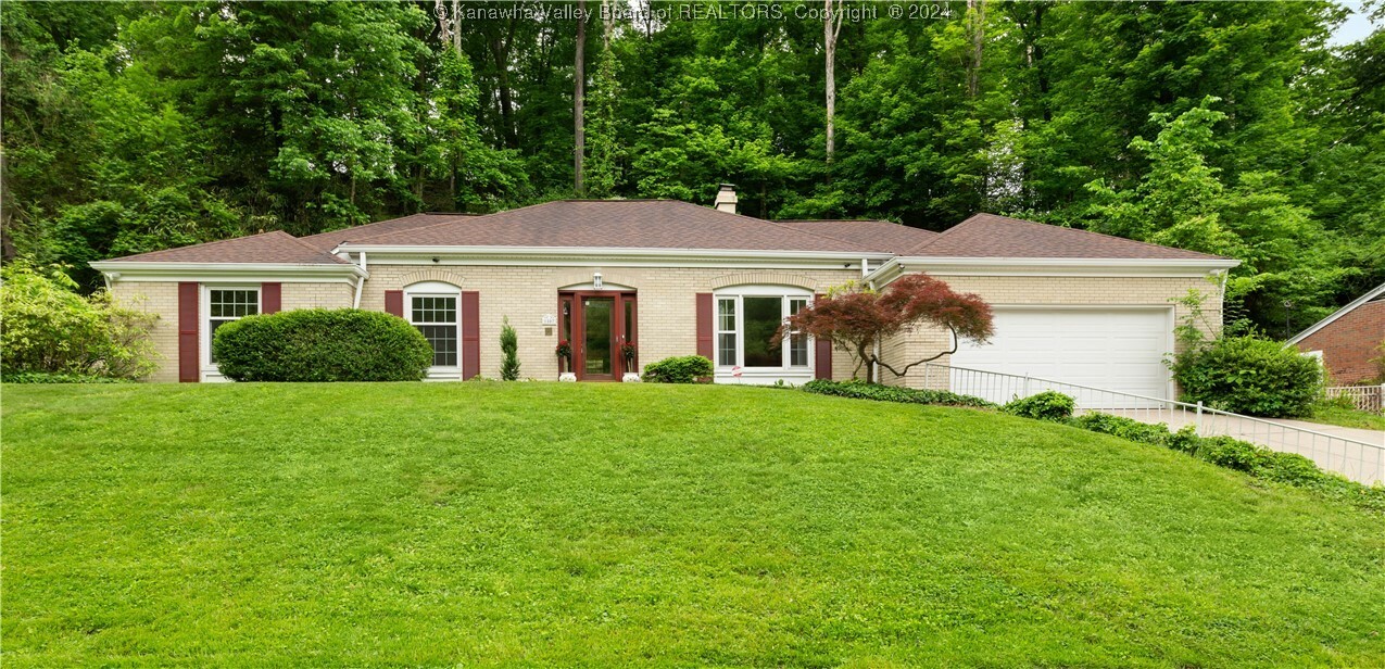 Property Photo:  1807 Washington Boulevard  WV 25701 