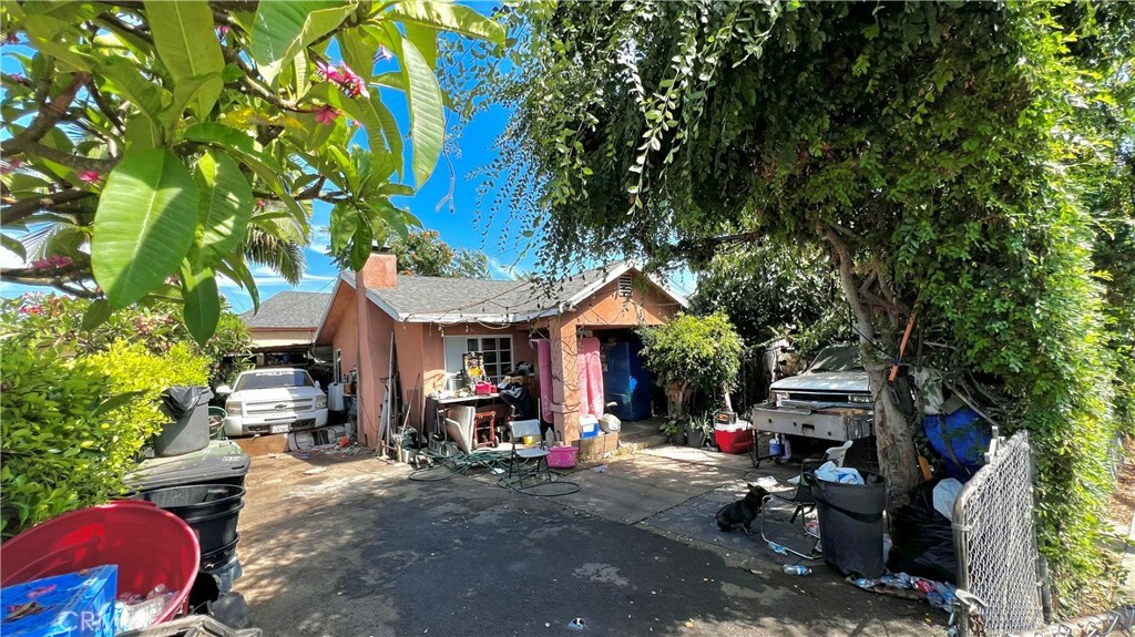 Property Photo:  756 Williamson Avenue  CA 90022 