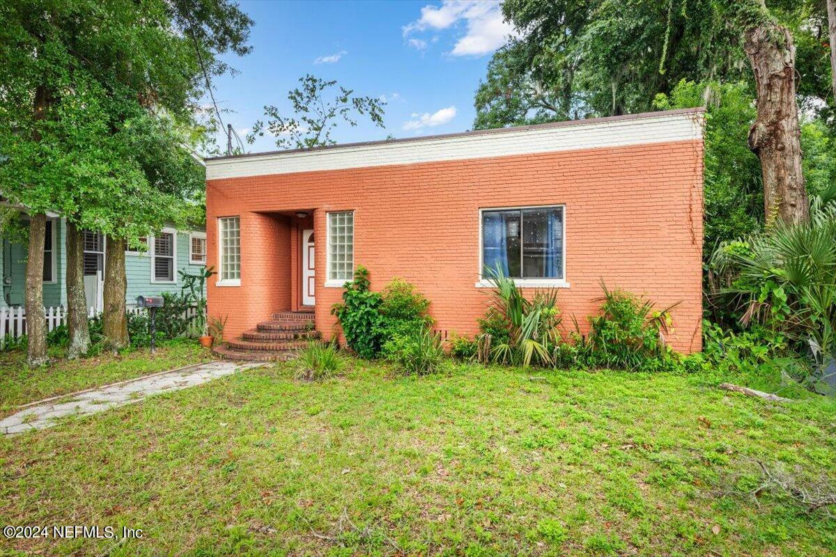 Property Photo:  1432 N Pearl Street  FL 32206 