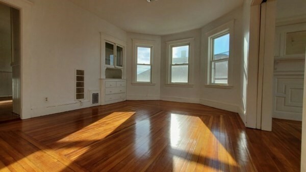 Property Photo:  11 Davis Road 3  MA 02478 