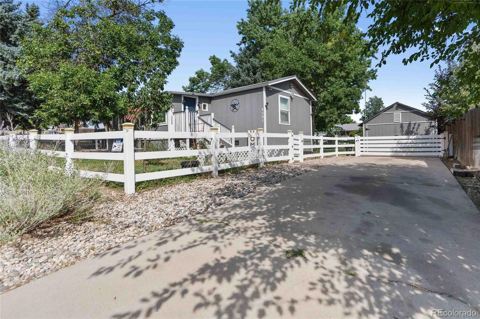 Property Photo:  4501 Casa Grande Drive  CO 80634 