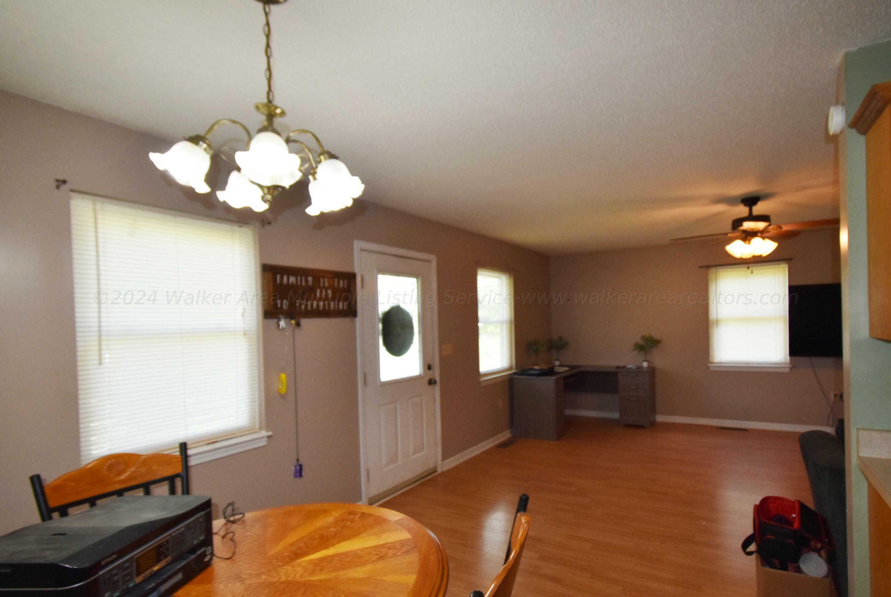 Property Photo:  100 County Rd 1125  AL 35179 