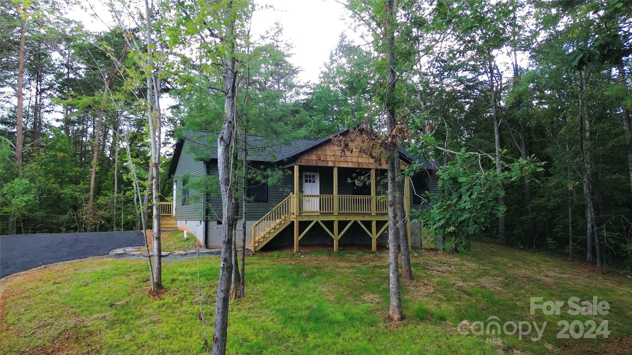 Property Photo:  404 Day Lily Drive  NC 28748 