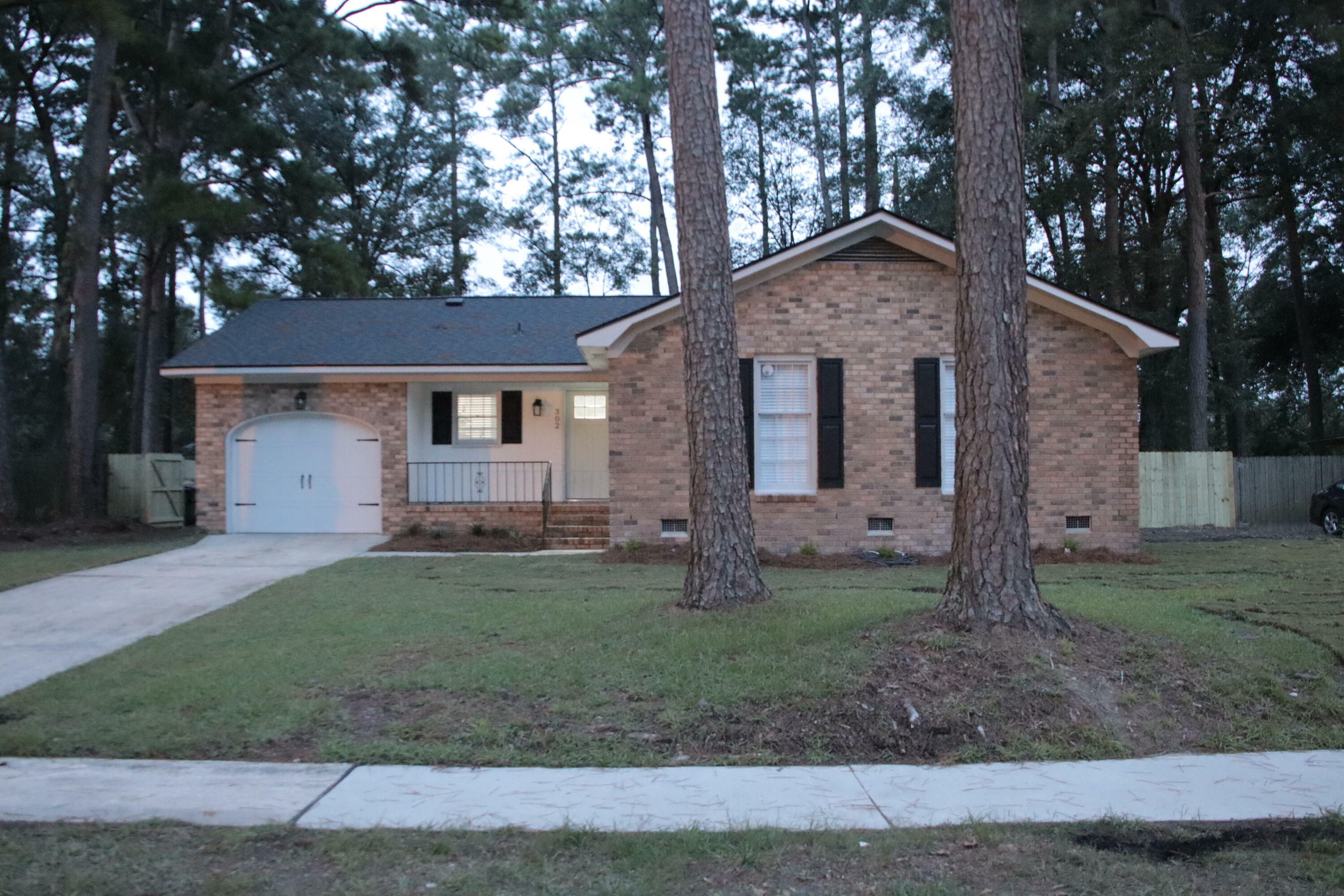 Property Photo:  302 Summercourt Drive  SC 29485 