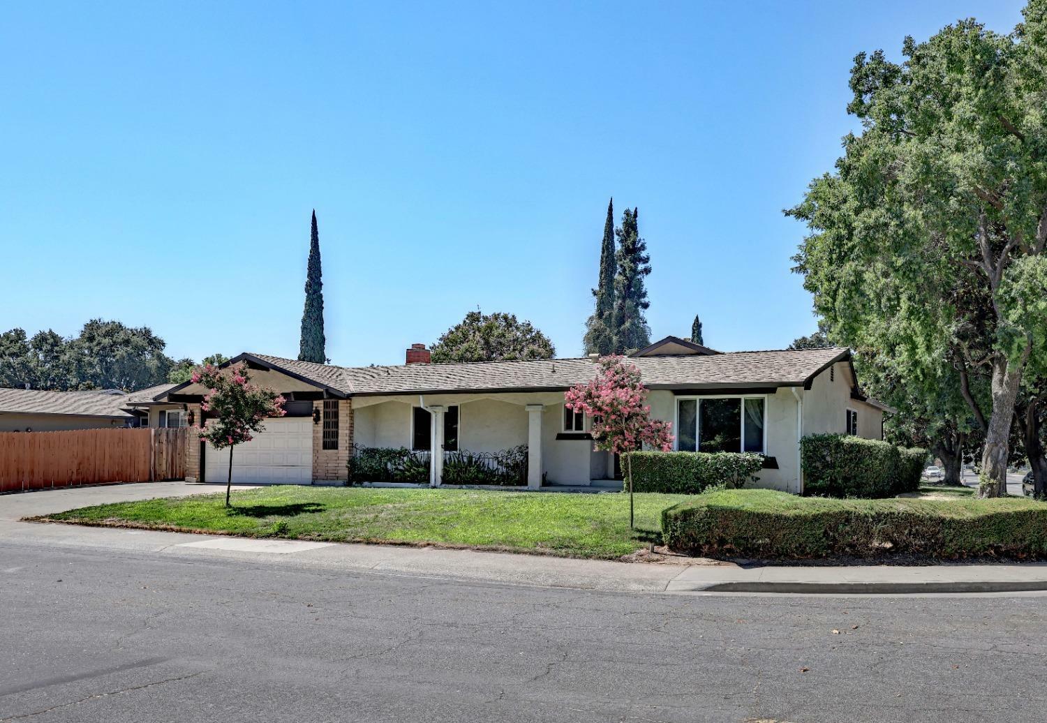 Property Photo:  177 Glenville Circle  CA 95826 