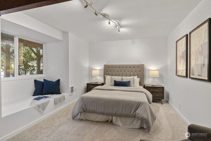 Property Photo: 18020 W Lake Desire Drive SE WA 98058