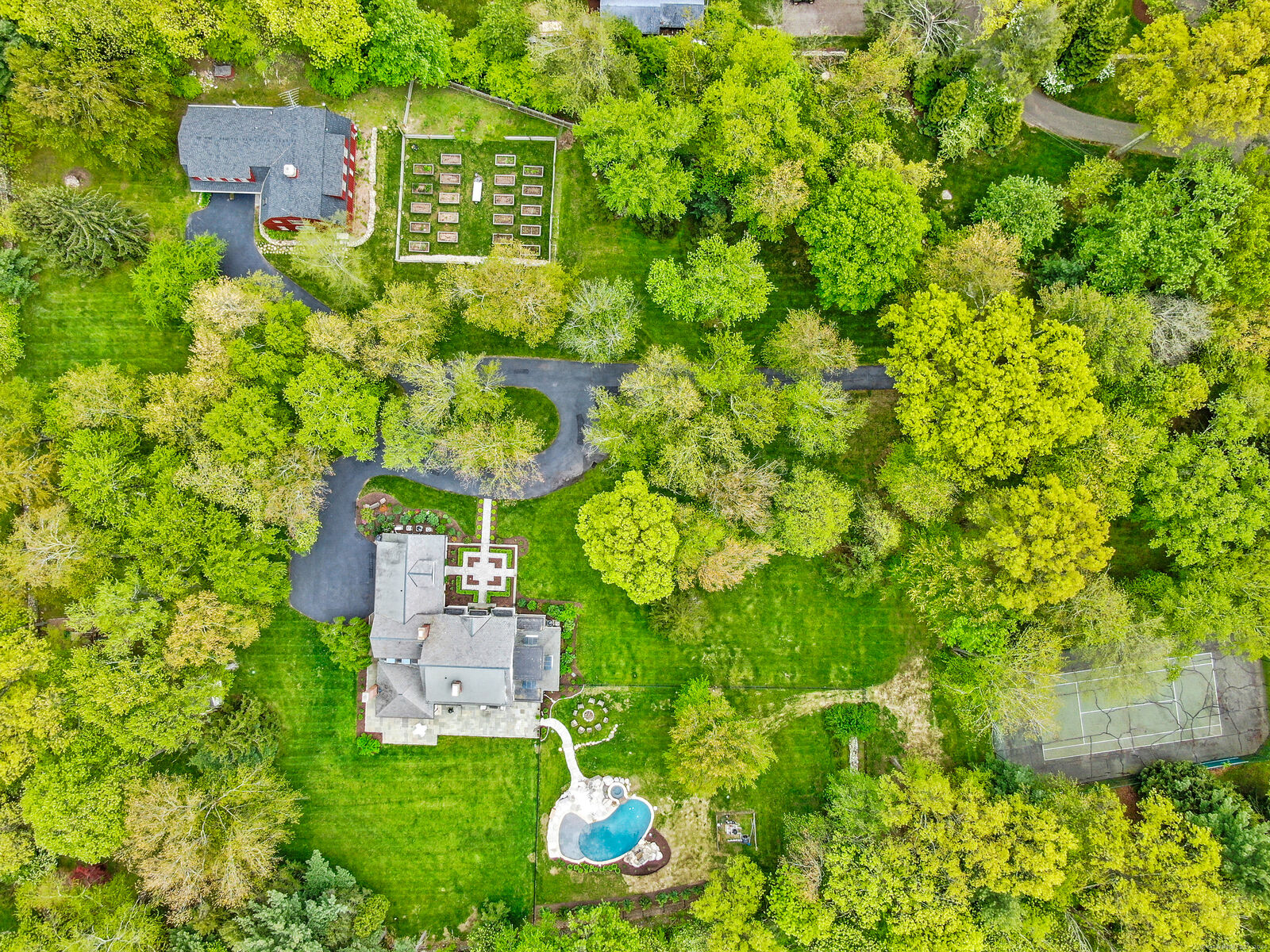 Property Photo: 125 Brett Lane CT 06824