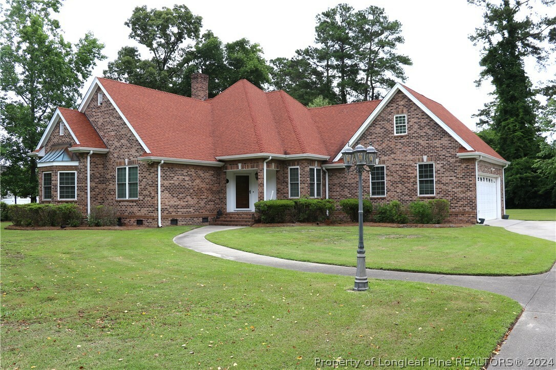 Property Photo:  308 Londonderry Drive  NC 28358 