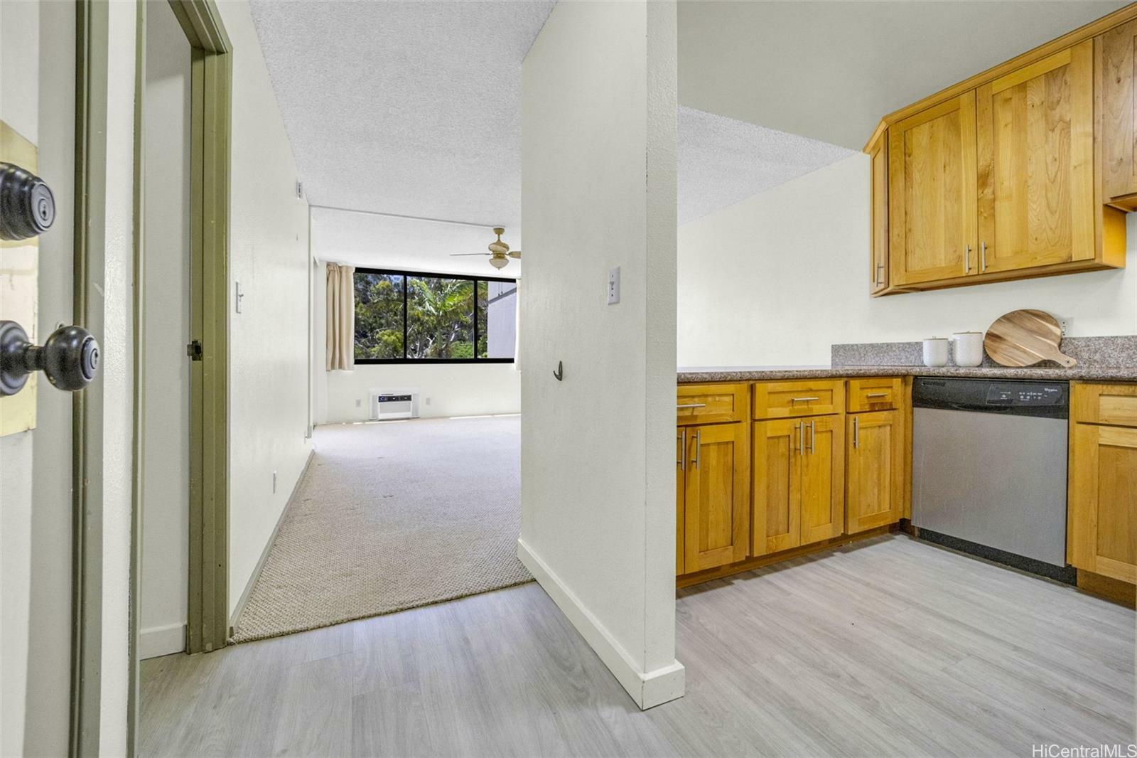 Property Photo:  55 S Kukui Street D304  HI 96813 