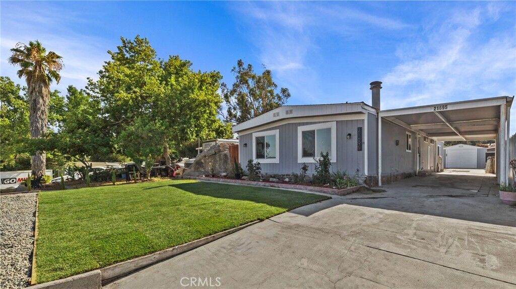 Property Photo: 21695 Oak Street CA 92570