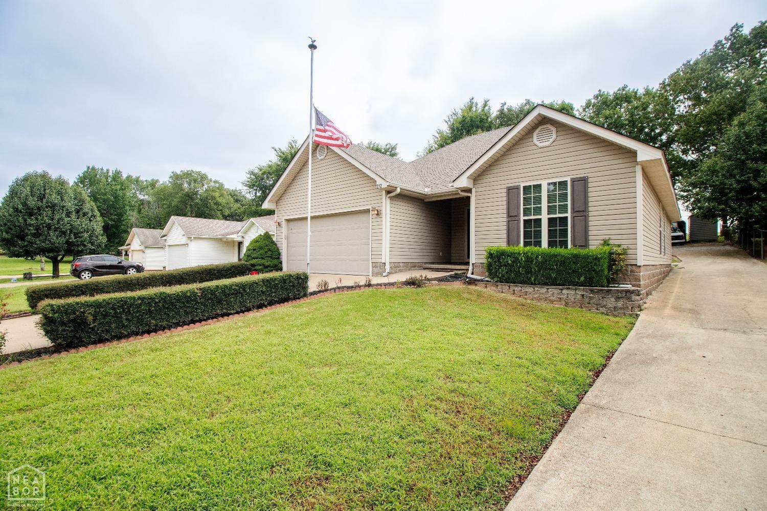 Property Photo:  212 Holmes Road  AR 72405 