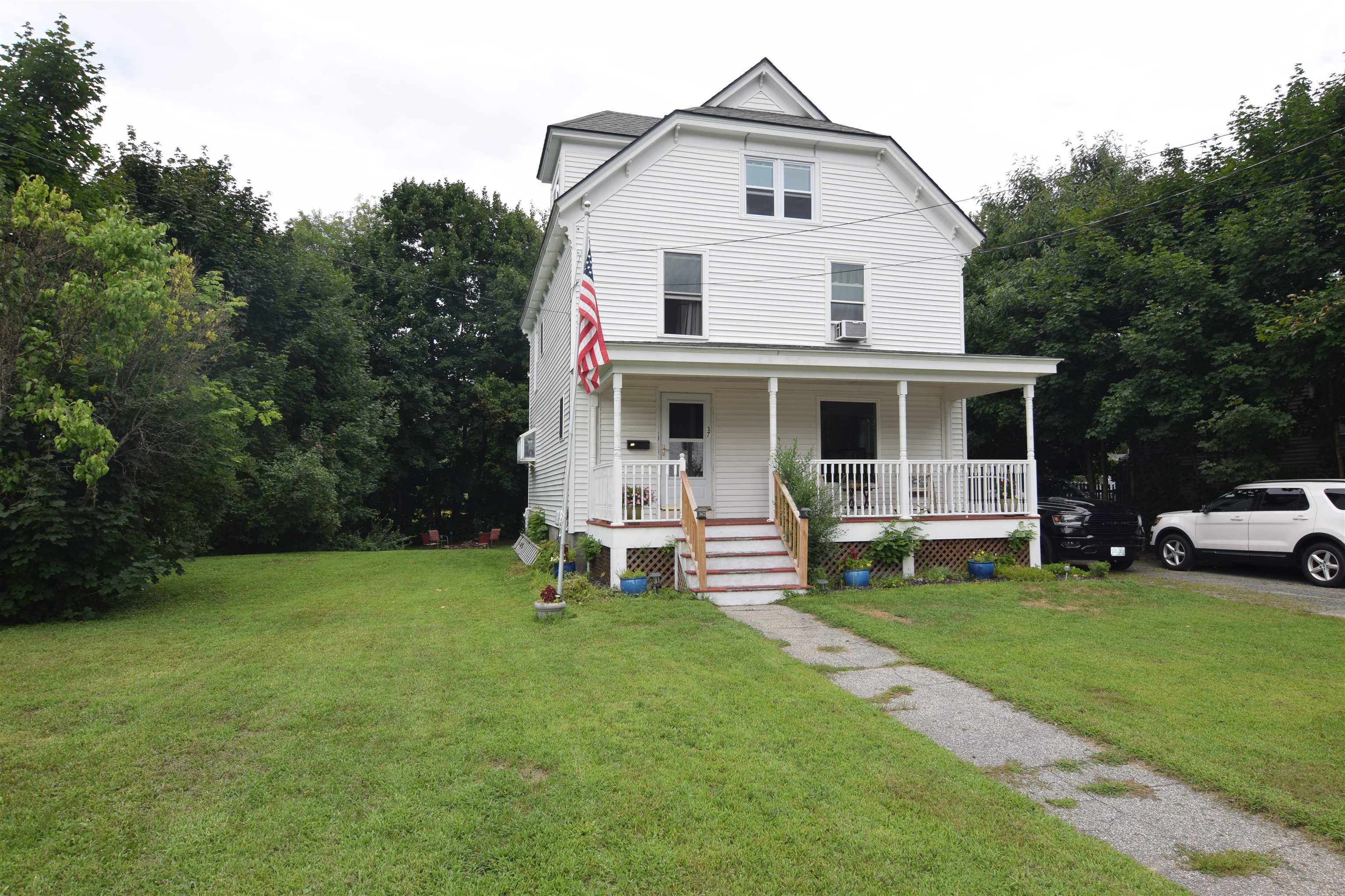 Property Photo:  37 Oak Street  NH 03773 