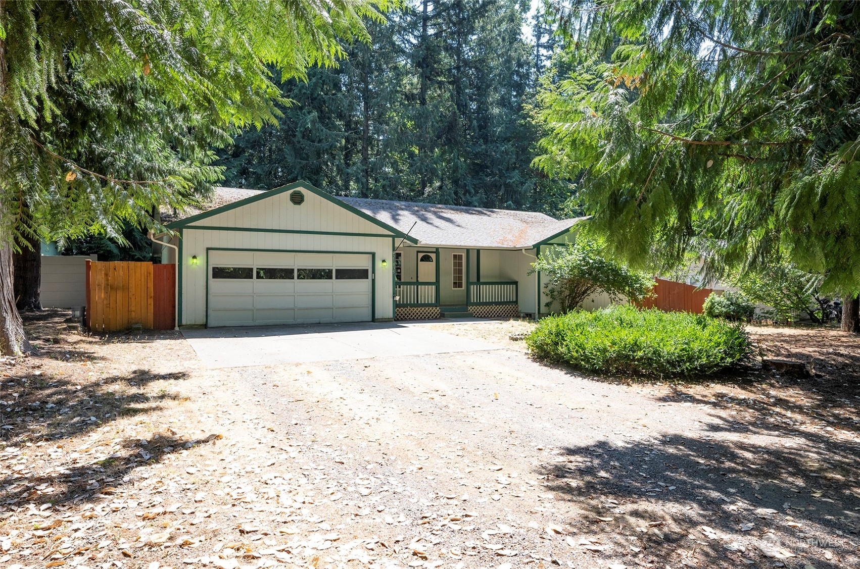 Property Photo:  21835 Crest Lane SE  WA 98597 