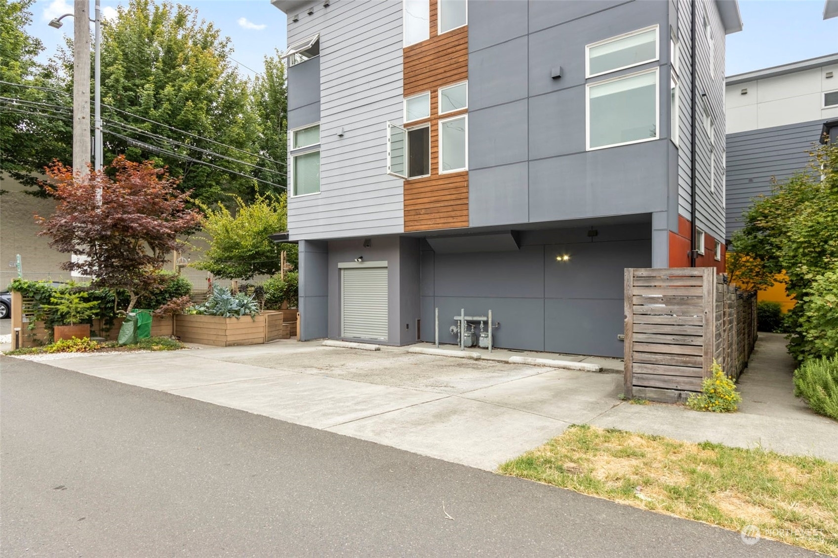 Property Photo:  3604 S Charlestown Street  WA 98144 