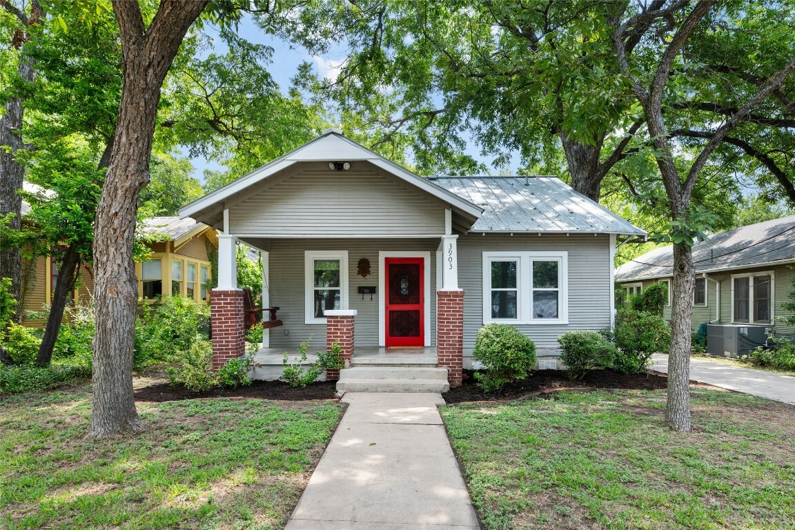 Property Photo:  3903 Duval Street  TX 78751 