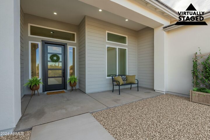 Property Photo: 3555 W Hummingbird Lane AZ 85144