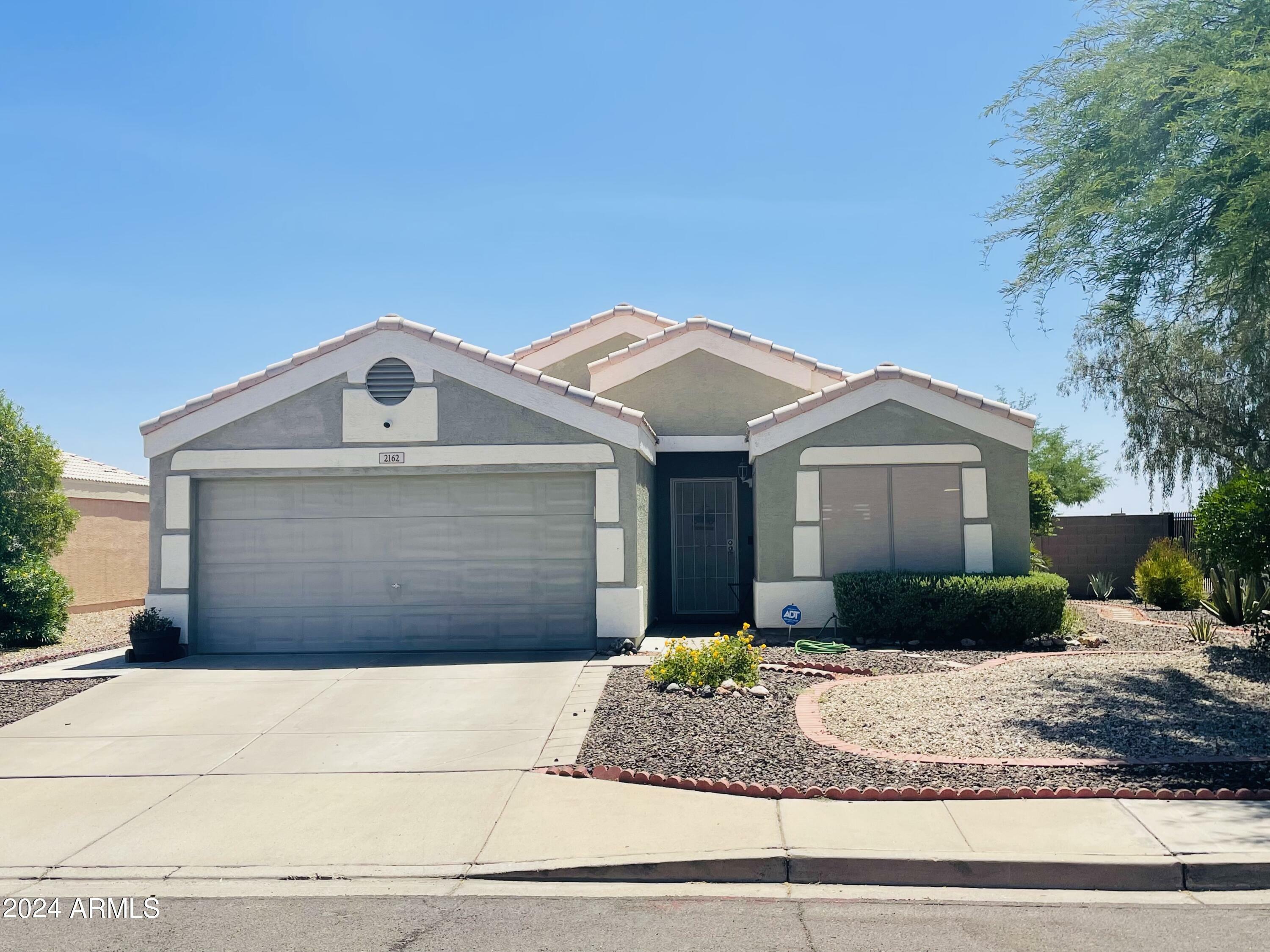 Property Photo:  2162 S Valley Drive  AZ 85120 