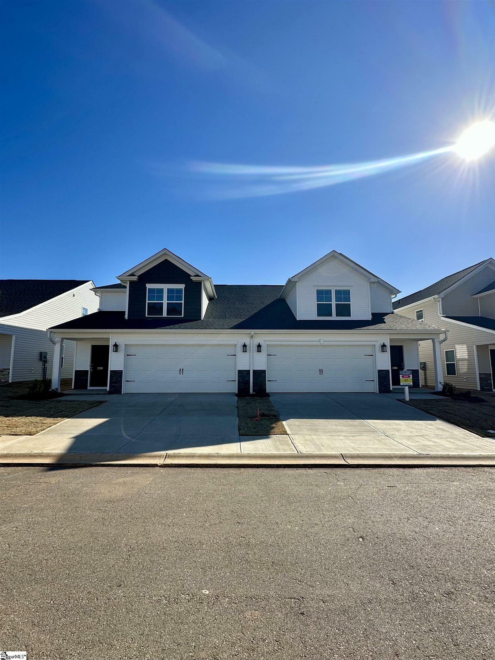 Property Photo: 206 Boneset Drive SC 29607