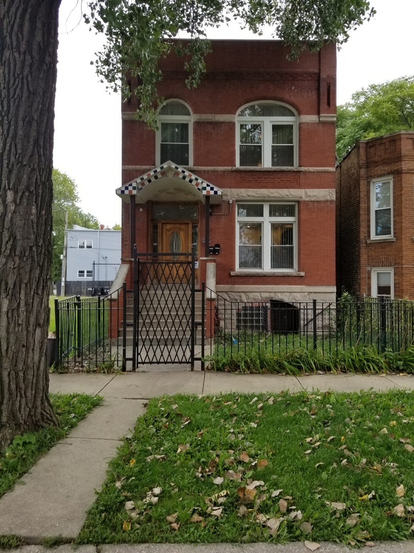 Property Photo:  1907 S Christiana Avenue  IL 60623 