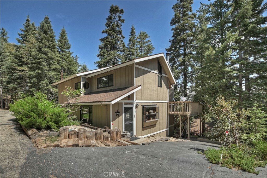 Property Photo:  26545 Forest Lane  CA 92391 