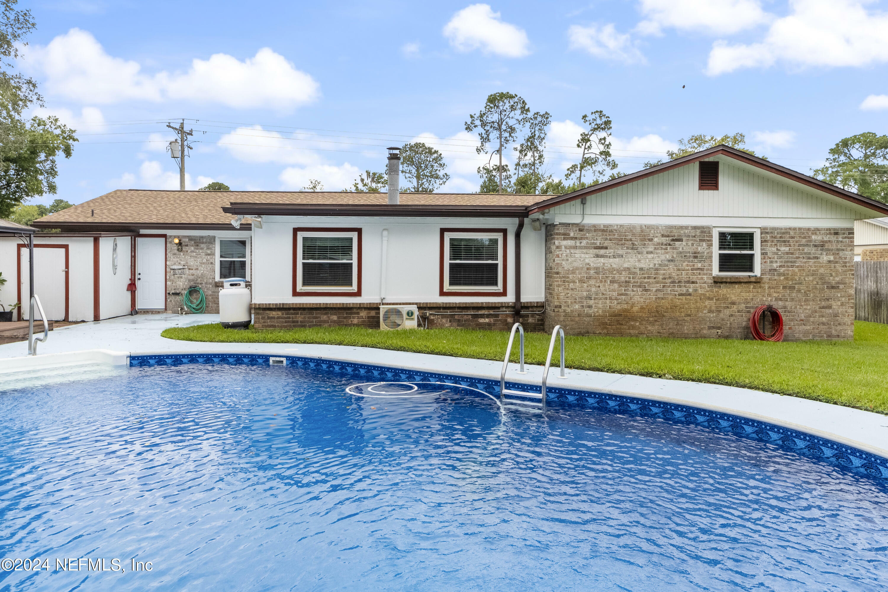 Property Photo:  1726 Bartlett Avenue  FL 32073 